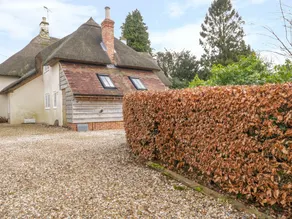 Apple Tree Cottage - Image 2