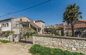 Awesome Home in Vrsar With Wifi and 0 Bedrooms - Image 3