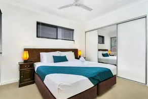 Blue Lagoon Apartment - Image 4