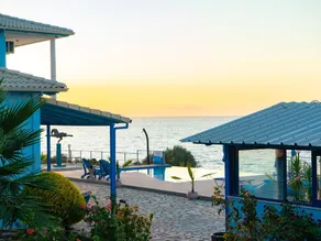 Waterfront Apartment in Central Greece With Swimming Pool - Image 4