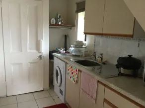 Ashford Warren Cottage Guest House - Image 3