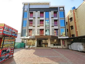 Hotel Kingdom of Sai by OYO Rooms - Image 3