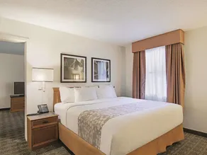 La Quinta Inn Denver Cherry Creek - Image 2