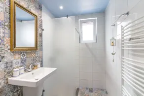 Domus Apartments - Image 2
