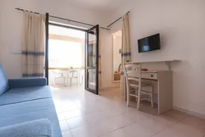 Free Beach Apartments - Image 2