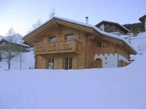 A new chalet with sauna, on the edge of La Tzoumaz - Image 4