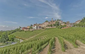 Amazing Home in Castagnole Delle Lanze With 2 Bedrooms and Wifi - Image 5