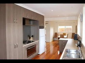 Island Living - Image 5