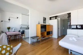 Veeve Spectacular Views From Batignolles monceau - Image 3