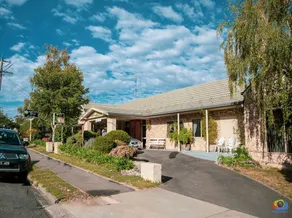 Amara Springs Guest House - Image 3