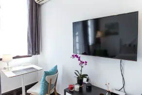 Le Mansion Apartment - Image 4