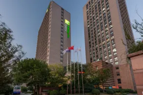 Holiday Inn Express Wujiaochang - Image 4