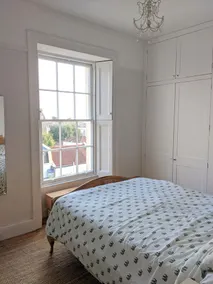 Elegant One Bedroom Home in the Heart of Clifton - Image 3