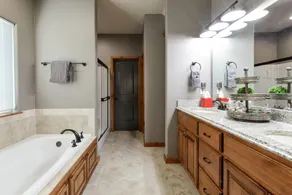 Cedar Crest Lodge - Image 2