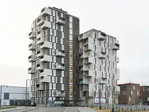 Bright and Spacious Apartment near metro station and a supermarket - Image 3