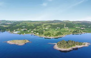 Awesome Home In Rennesoy With House Sea View - Image 3