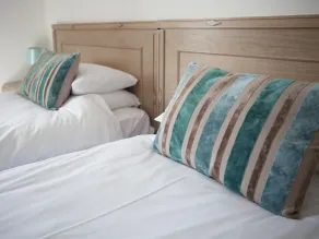 Leeford Place Hotel - Image 2