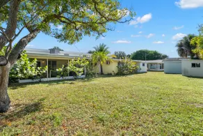 Harbor Duplex - Three Bedroom Home - Image 4