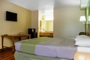 Apache Inn - Image 3