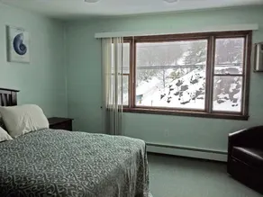 Captain's Inn Point Lookout - Image 3