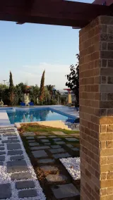 Villa Decauville Studios-Apartments - Image 5