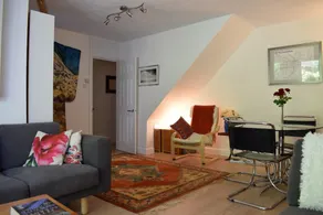 2 Bedroom Home in Angel - Image 2