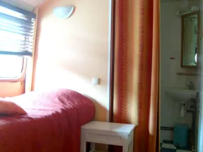 Property With 6 Bedrooms in Casseneuil, With Wonderful Lake View, Terrace and Wifi - 10 km From the Beach - Image 4