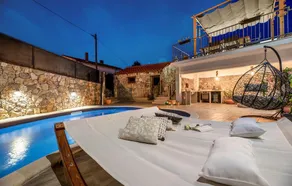 Beautiful Home in Risika With Wifi, Sauna and Outdoor Swimming Pool - Image 4