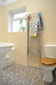 2 Bedroom Flat With Garden in New Cross - Image 4