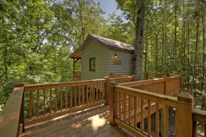 Snuggle Inn & Treehouse - Image 4