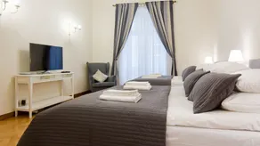 Sodispar Serviced Apartments - Luxury Old Town - Image 5