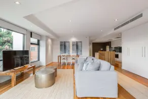 Melbourne Holiday Apts Williamstown - Image 4