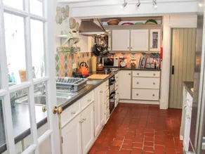 1 Garden Cottages - Image 2