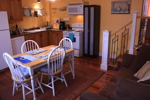 Pleasant Street Suites - Image 5