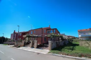 Stelia Contessa - Image 5