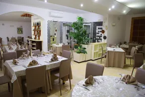 Arenas Hotel - Image 5