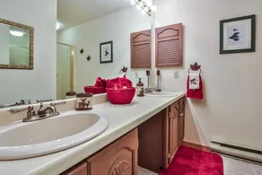Content Retreat - 4 Br Home - Image 5