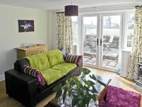 Grove Cottage - Image 2