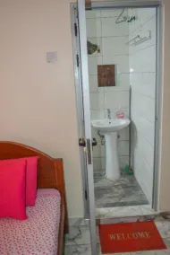 Stay.Plus Ganjoni Studio Apartment - Image 3