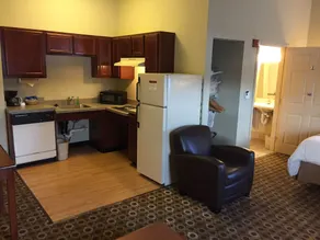 Franklin Extended Stay Hotel - Image 5