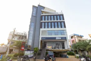 Hotel Royal Plaza - Image 3