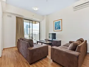 Penthouse City Apartment - Image 2
