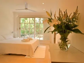 Posh Holiday Home in Font de sa Sala With Pvt. Pool & Sea Views - Image 4