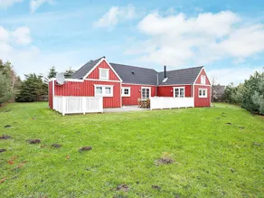 Luxurious Holiday Home at Vejby With Indoor Whirlpool - Image 5