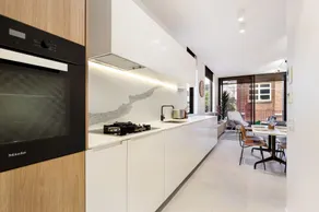Surry Hills 1 Elizabeth Apartment - Image 4
