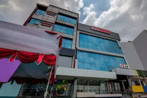 Hotel Skylawn by OYO Rooms - Image 4