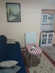Beautiful 1 bed Apartment in Roma - Image 4