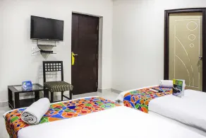 FabHotel Snehitha Inn - Image 2