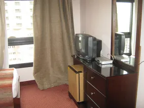 Tonsi Hotel - Image 2