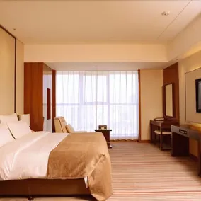 Century Essence Hotel - Image 5